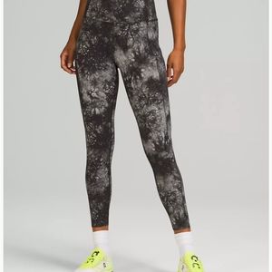Lululemon Fast and Free 25"